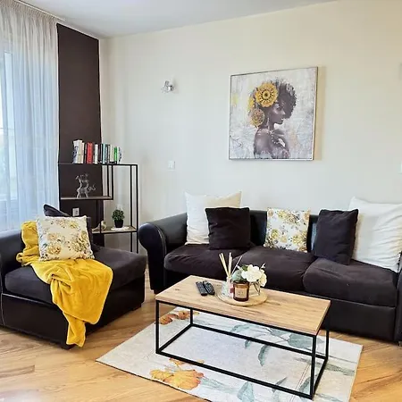 Stylish 1br Flat With Sunny Terrace Apartment Burgas
