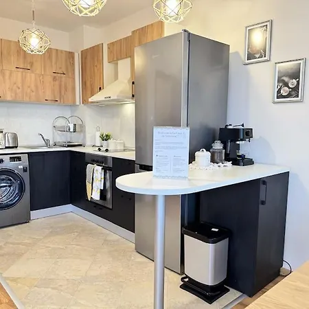 Stylish 1br Flat With Sunny Terrace Burgas